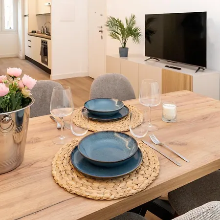 Penthouse Meda 169 -modern Near Tiburtina *